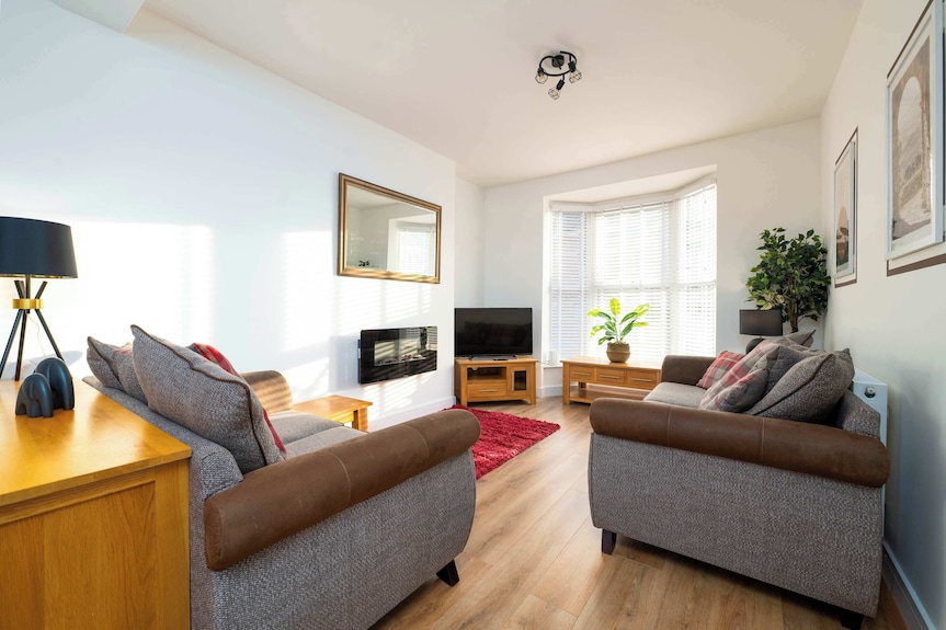 Monks Quarters-luxe 3 Bed, Private Parking X2 Cars - Lincoln