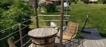 The Bee Yurt, Drôme Provençale