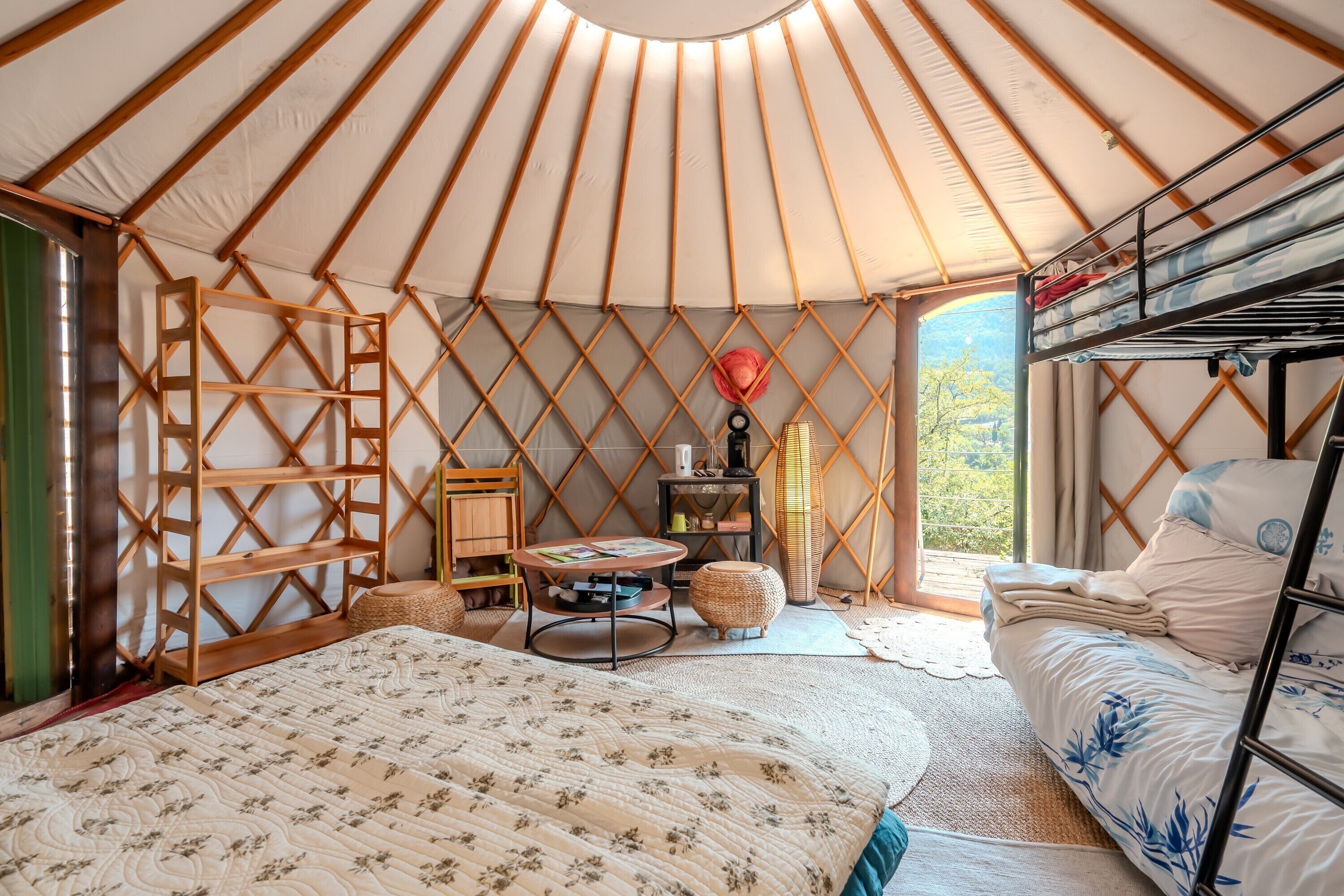 1 habitación y ropa de cama 
