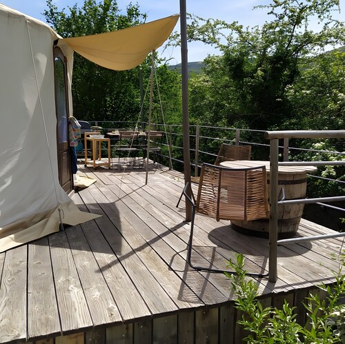 The Bee Yurt, Drôme Provençale