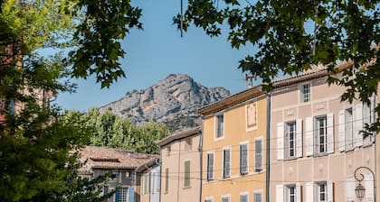 La yourte des abeilles, drôme provençale