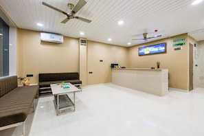 Reception - Hotel Bill Palace (New Delhi)