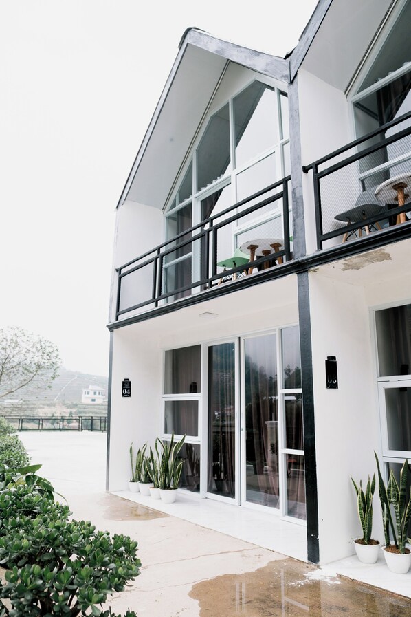 Deluxe Villa, Lake View
