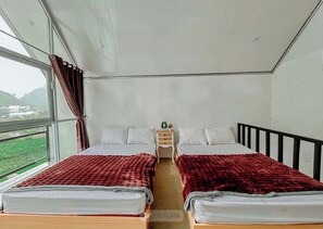 Villa – deluxe, utsikt mot innsjø | Skrivebord og wi-fi (inkludert)