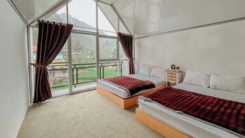 Deluxe-Villa, Seeblick | Schreibtisch, kostenloses WLAN