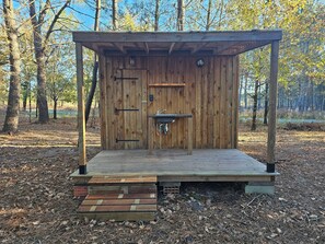 Property grounds - Guesthouse "La Roulotte des Chouchous" with Air Conditioning (Hourtin)