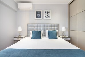 Iron/ironing board, free WiFi, bed sheets - Amendoeiras Family Apartment (Vilamoura)