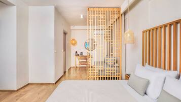 Junior Studio Suite, Garden View | In-room safe, soundproofing, iron/ironing board, free WiFi