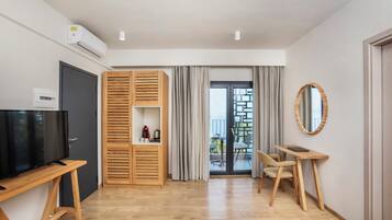 Caja de seguridad en la habitación y sistema de insonorización