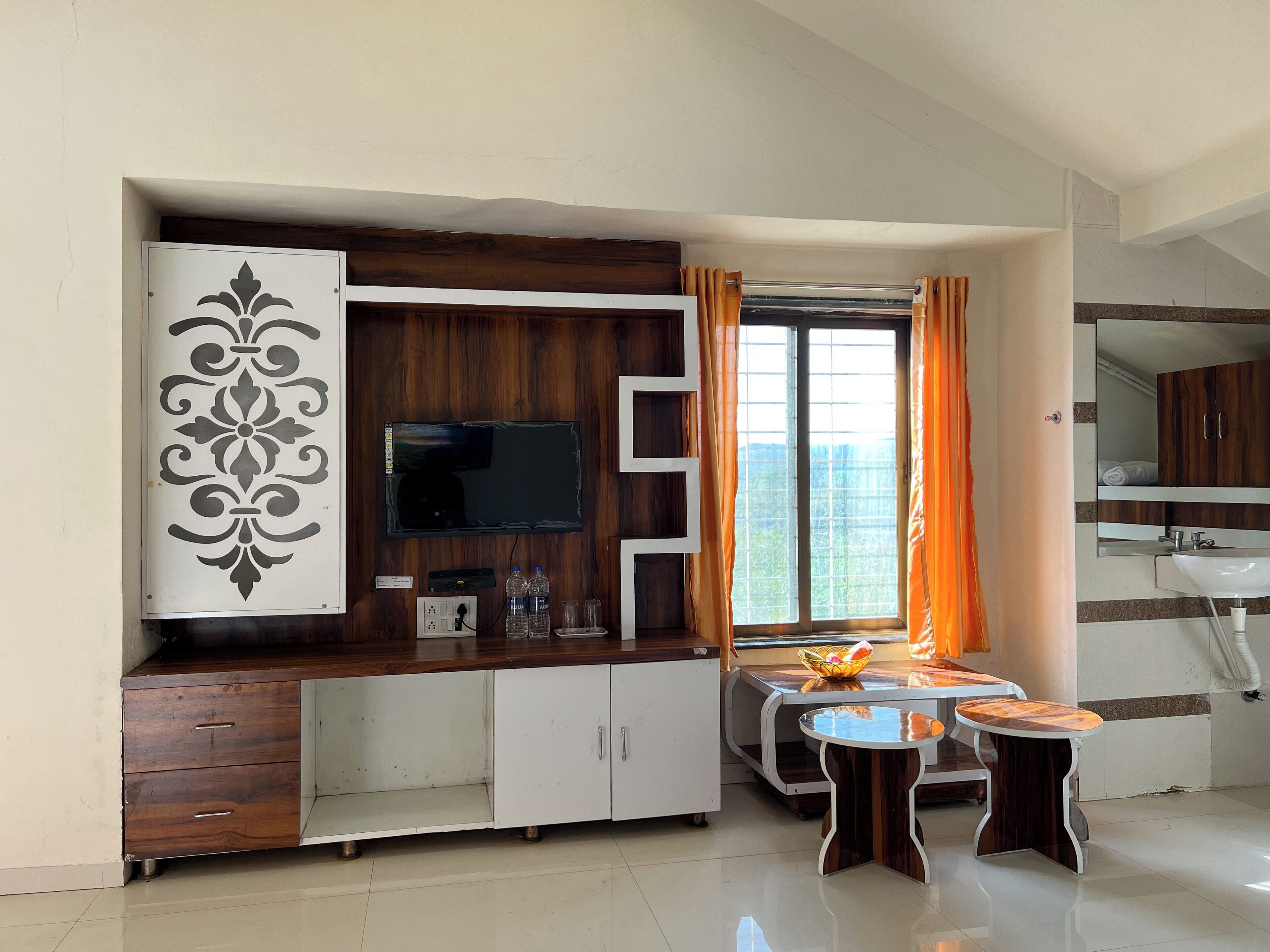 family room with garden view | Free WiFi