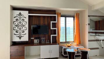 family room with garden view | Free WiFi