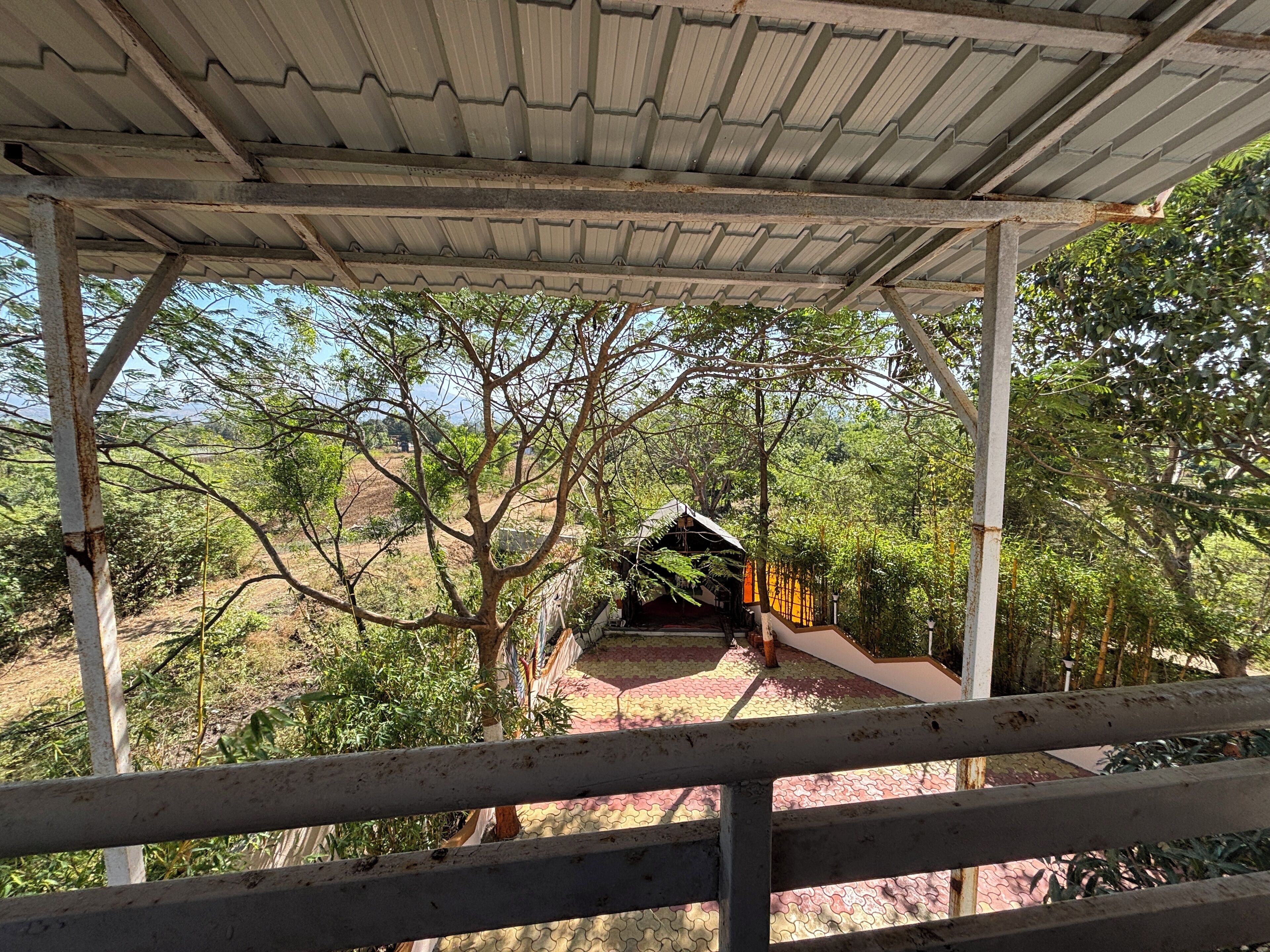 Family room with mountain view | Balcony