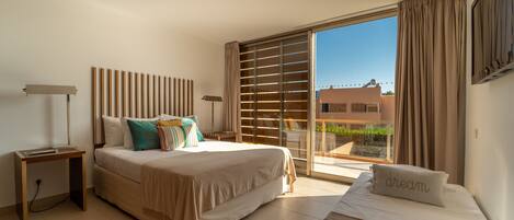 Bügeleisen/Bügelbrett, kostenloses WLAN, Bettwäsche