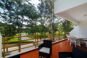 Outdoor dining - Vilamoura Family Escape (Vilamoura)