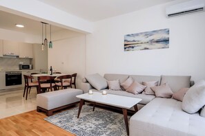 Appartement Confort, vue montagne | Coin séjour