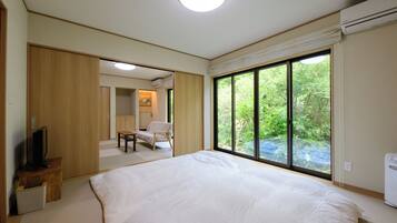 Rumah Keluarga, pemandangan gunung | Area keluarga | Smart TV 19-inci dengan saluran TV digital