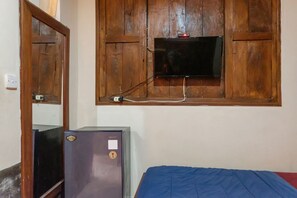Free WiFi, bed sheets - TwoSpaces Living at Wave And Chill House (Canggu)