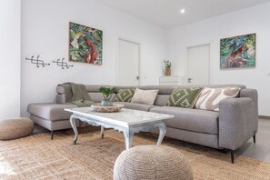 TV - Casa Debora for 5 people in the Mongo area (L'Escala)