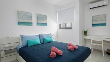 Apartment, 1 Double Bed with Sofa bed, Kitchen | Blackout drapes, iron/ironing board, free WiFi