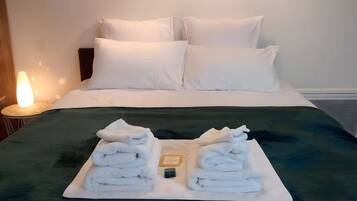 Strygejern/strygebræt, Wi-Fi, sengetøj