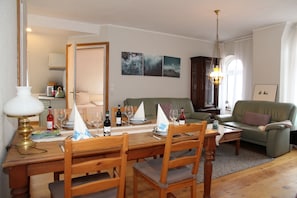 Interior - Vacation apartment upper deck starboard with dog permit and garden near Greetsiel (Greetsiel)