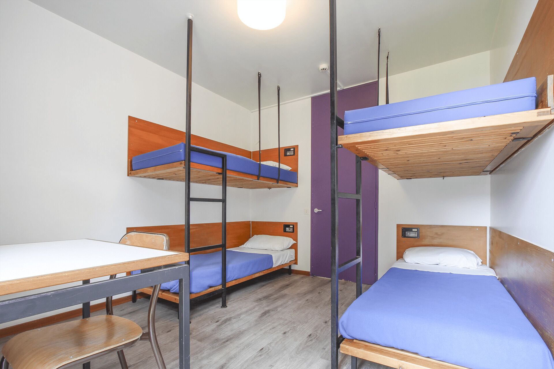 办公桌、轮椅无障碍