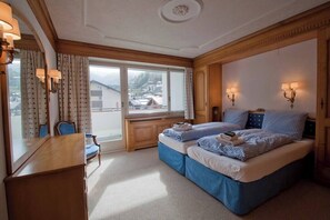 WiFi, bed sheets - Haus Viktoria A, Apartment Blauherd (Zermatt)