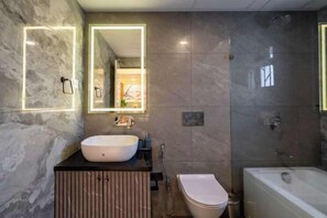 Bathroom - Tarashi homes (Candolim)
