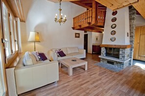 Living area - Residence Bellevue, Apartment Alpina (Zermatt)
