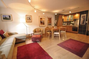 TV - Haus Armina, Apartment Edward (Zermatt)