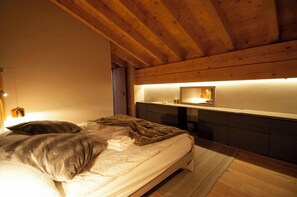 4 camere, Wi-Fi, lenzuola