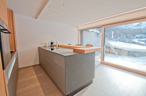 Fridge, oven, stovetop, dishwasher - Chalet Kamanga, Apartment Milima (Zermatt)