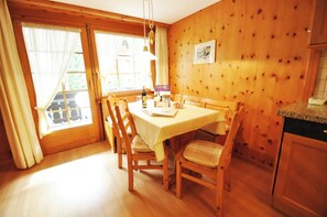 Dining - Haus Dent Blanche, Apartment Pollux (Zermatt)