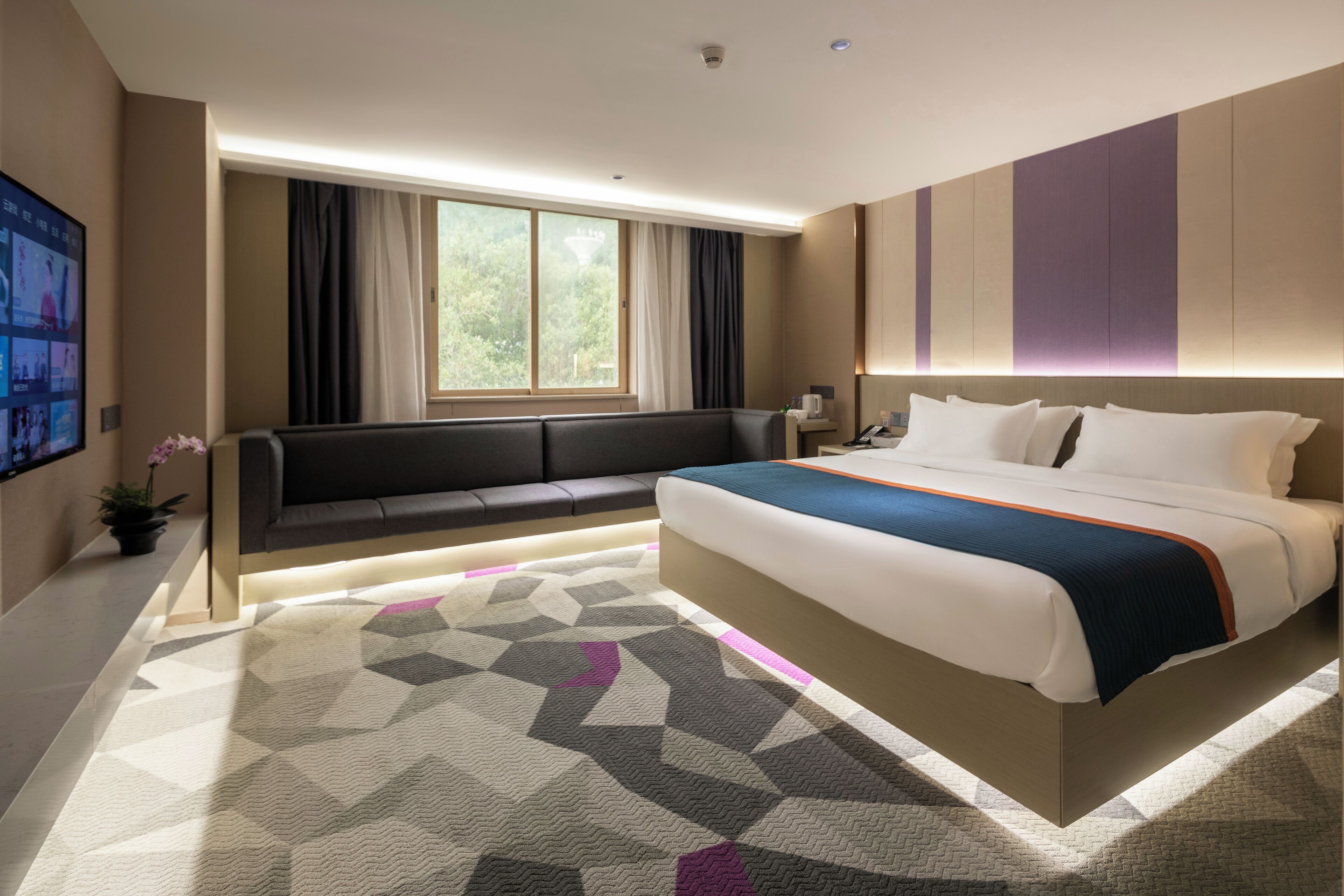 Superior Single Room, City View | Laptop workspace, blackout drapes, iron/ironing board, free WiFi