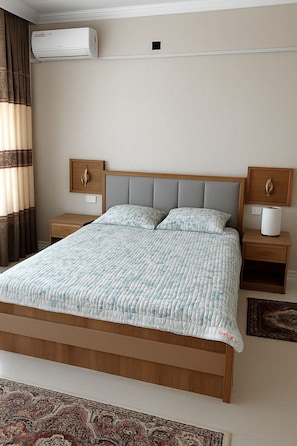 Habitación Confort con 1 cama doble o 2 individuales, vistas al jardín | Wifi gratis