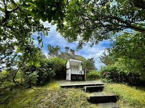 Property grounds - Cozy vacation apartment in Haus Rasmus in Kampen on Sylt (Kampen (Sylt))