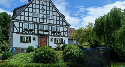 Zimmer „Doppelzimmer 3“ mit gemeinsamer Terrasse, Garten und WLAN