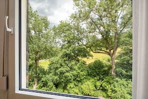 Interior - Room 'Double Room with Shower/WC' with Shared Terrace, Garden & Wi-Fi (Kirchhundem)