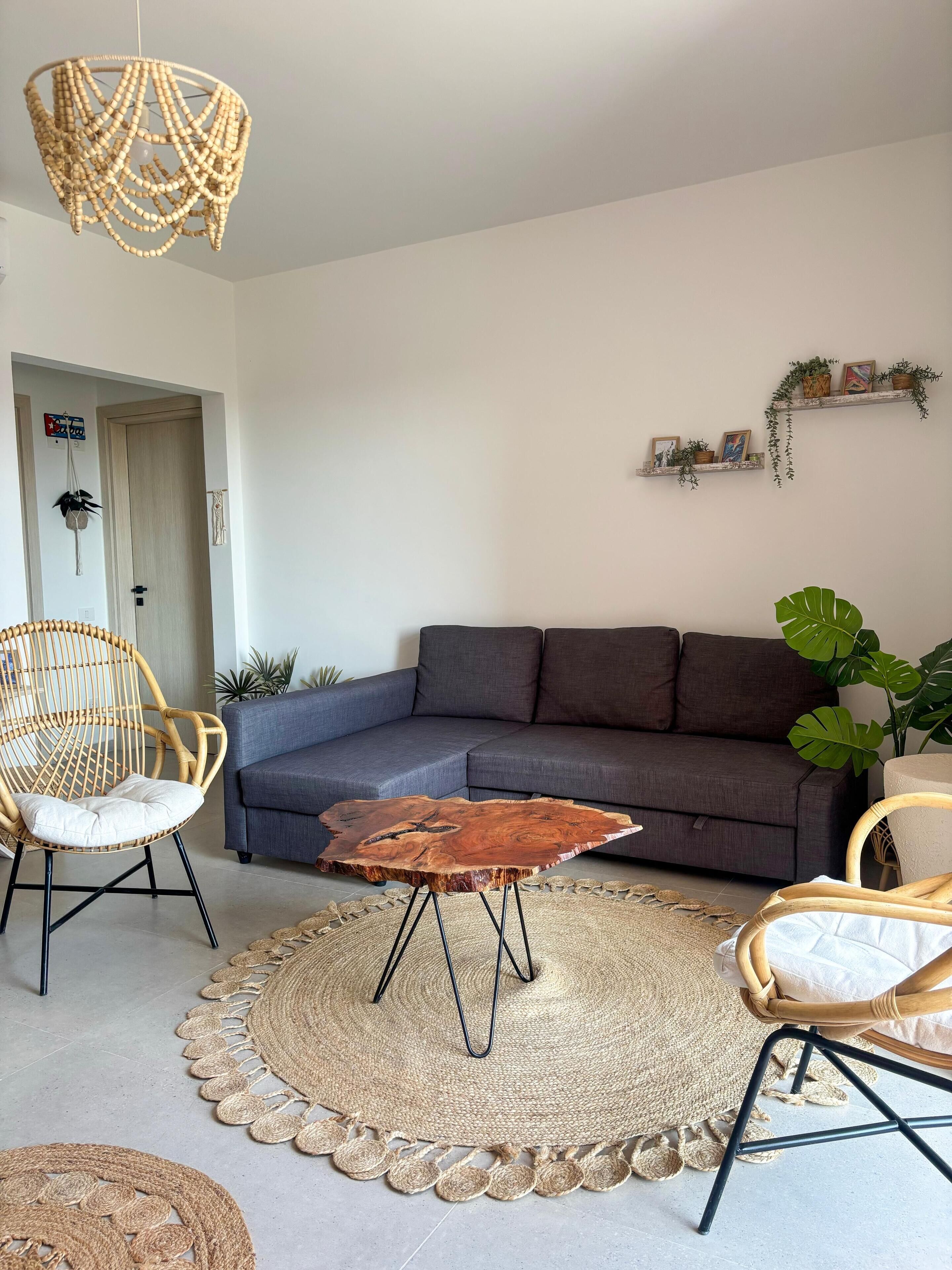 Chalet, 1 Bedroom, Balcony, City View | Living room