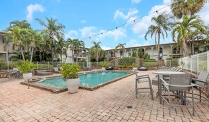 Pool - Kennedy Blvd Cozy Retreat (Tampa)