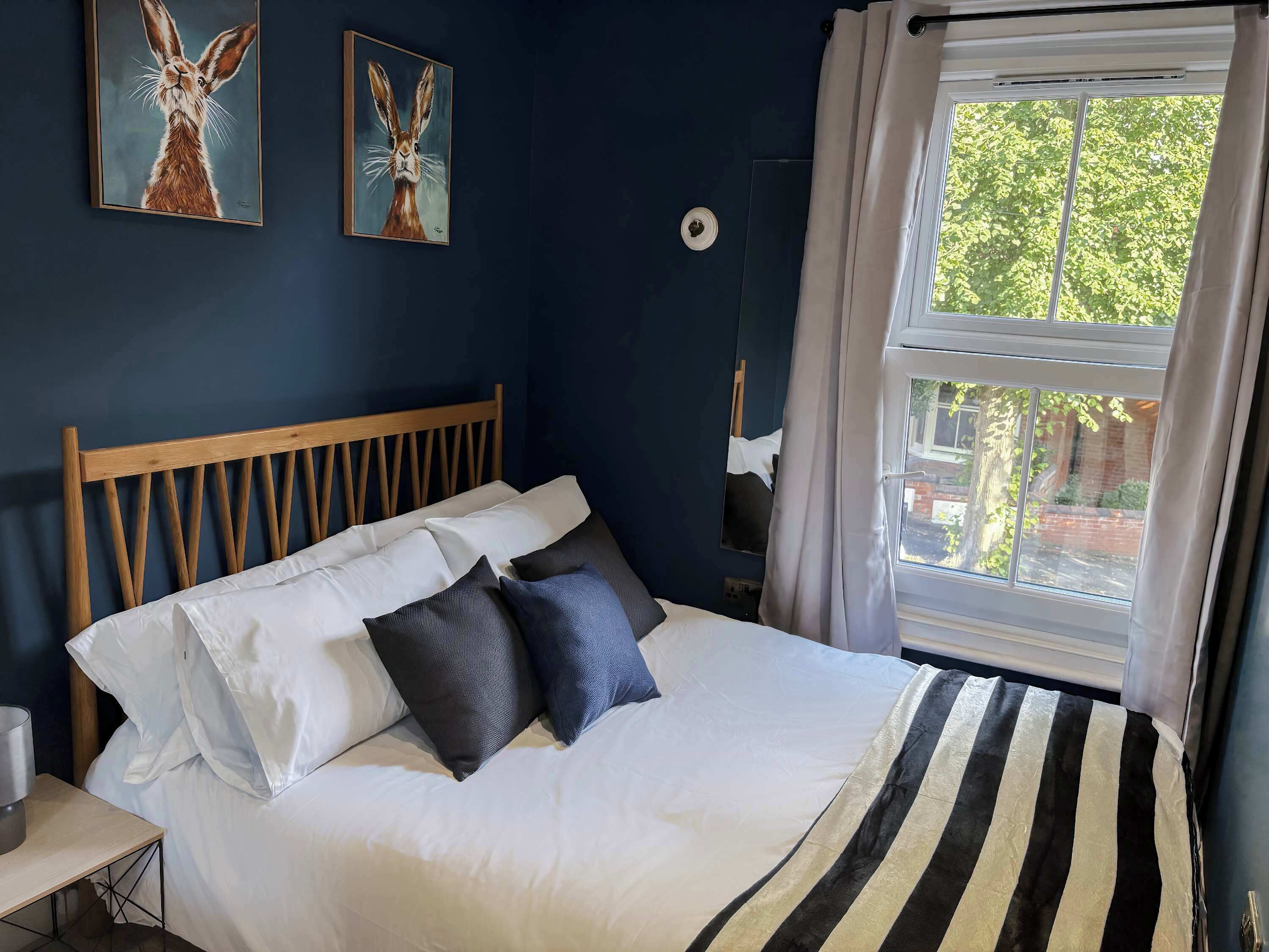 3 bedrooms, desk, iron/ironing board, travel cot