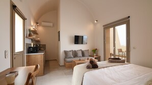 Unclassified image, 5 of 23, button - Santorini - Villa - Sleeps 2 - Pool - Parking (Santorini)