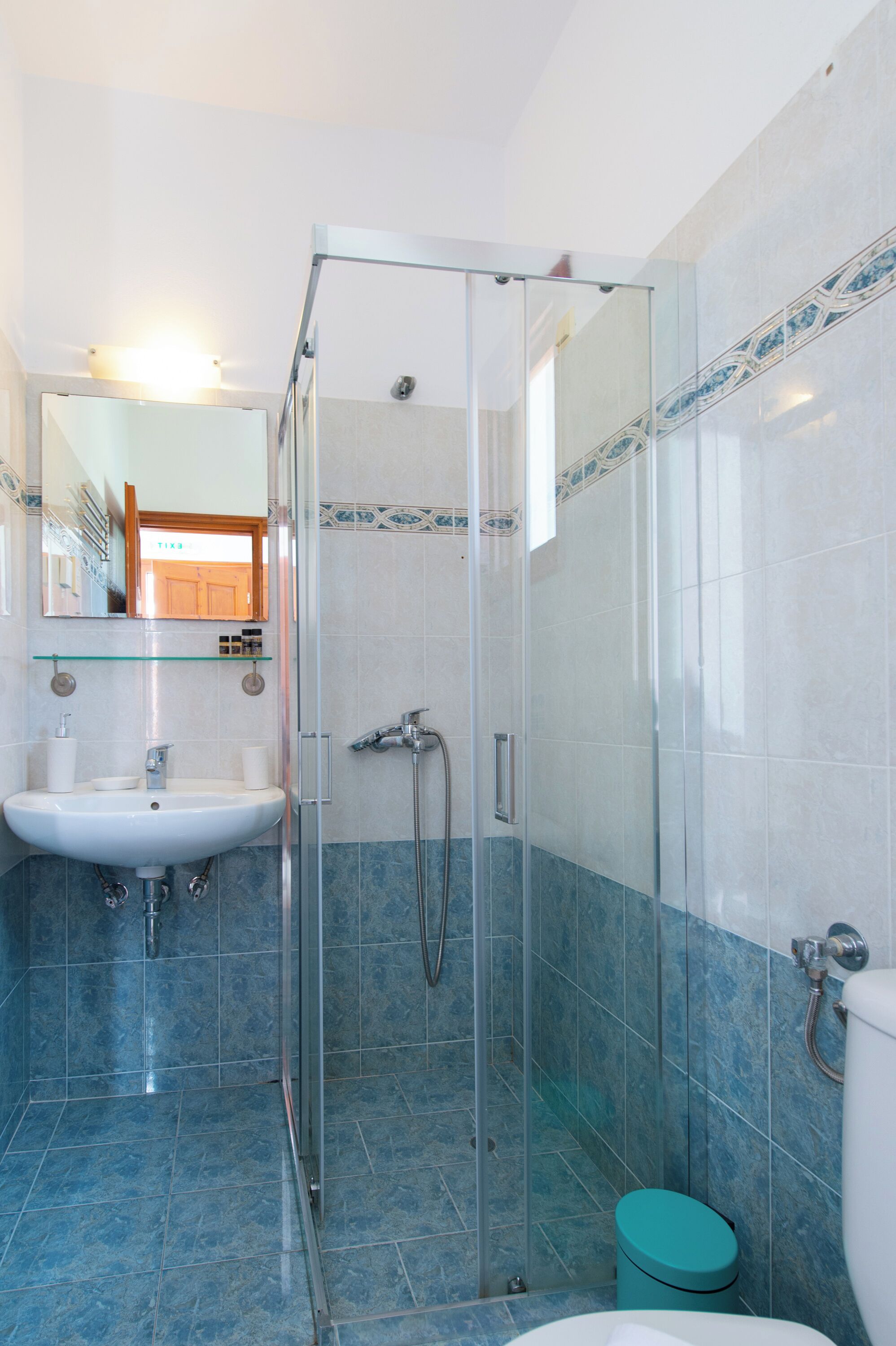 Honeymoon Room, Sea View | Bathroom | Shower, hair dryer, towels, soap