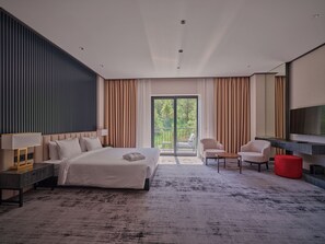 Luxury Double Room, Balcony, Mountain View | In-room safe, desk, iron/ironing board, free WiFi