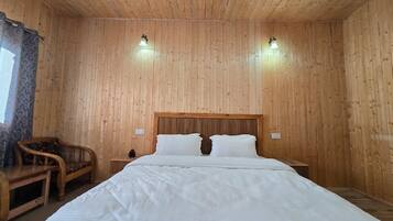 Classic Room, Balcony, Mountain View | Free WiFi