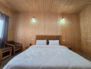 Habitación clásica, balcón, vistas a la montaña | Wifi gratis
