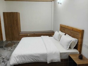 Free WiFi - Keshav Retreat Homestay (Kumharsain)