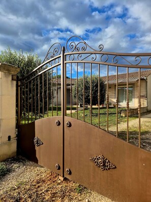 Enceinte de l’hébergement