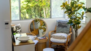 Interior - Bermagui Breeze Holiday House (Bermagui)