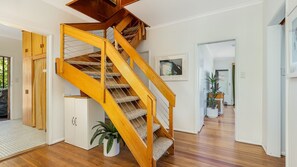 Interior - Bermagui Breeze Holiday House (Bermagui)